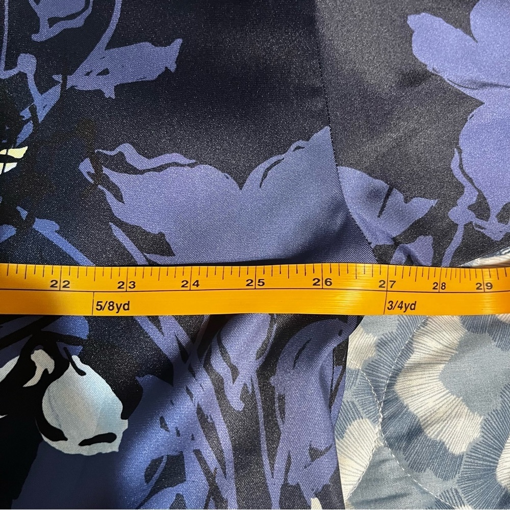 Reversible Navy Floral Satin Japanese Kimono Large - Picture 7 of 8